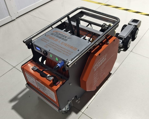 Powerful Immune Fire Extinguisher robot Dual Motor Six Drive System For Municipal Pipeline