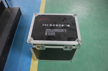 High Efficiency Anti Terrorism Equipment Hydraulic Door Breacher Virtually Silent Operation