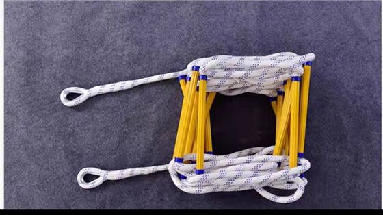 생명 을 구하는 사다리 는 외부 에서 사용 될 수 있으며, 습기와 부식 에 저항 합니다